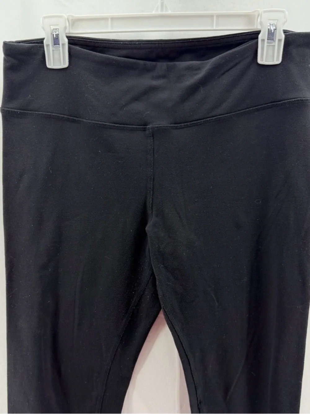 ALO Black Women’s Luminous Legging with Back Mesh Detail Size Medium